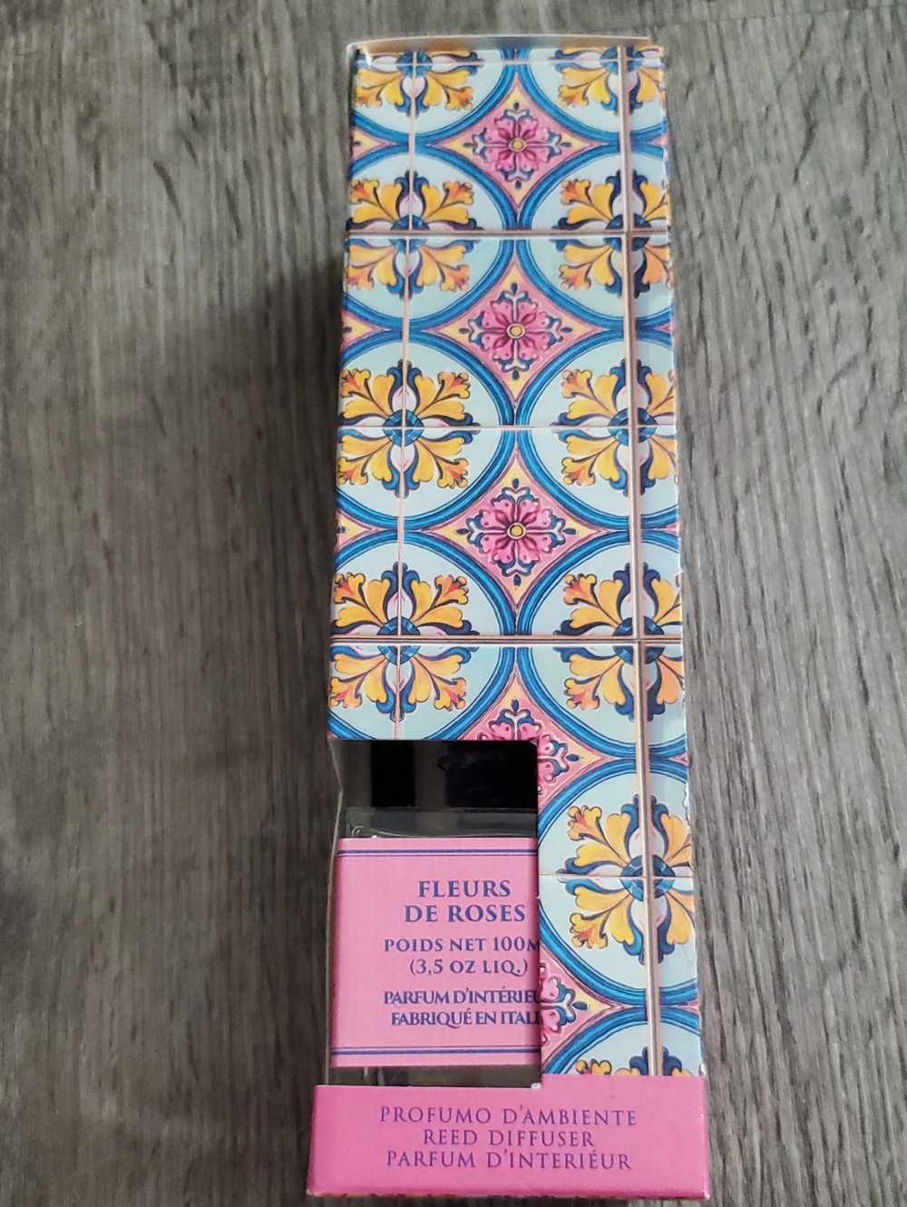 🌾Fleurs de Roses Reed Diffuser – Pink Aromatic Home Fragrance